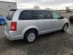 2009 Chrysler Town & Country LX