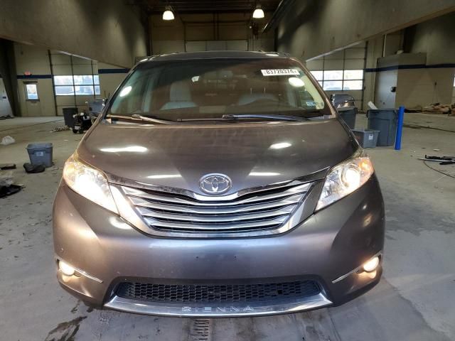 2011 Toyota Sienna XLE