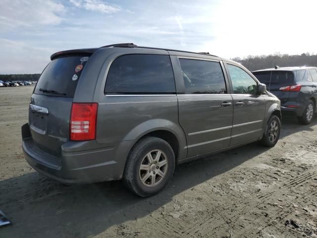 2010 Chrysler Town & Country Touring