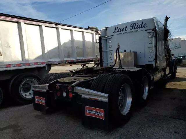 2001 Freightliner Conventional FLD132 XL Classic