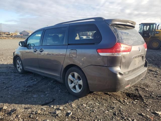 2012 Toyota Sienna LE