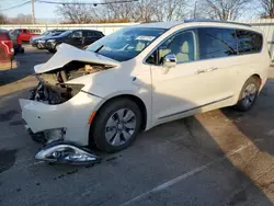 Salvage cars for sale at Moraine, OH auction: 2020 Chrysler Pacifica Hybrid Limited