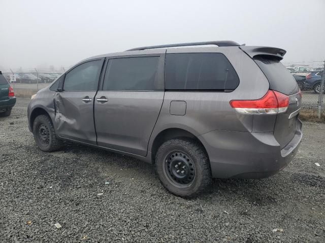 2014 Toyota Sienna XLE