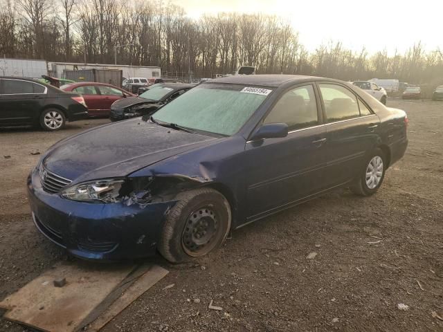 2005 Toyota Camry LE