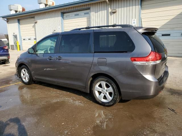 2014 Toyota Sienna LE