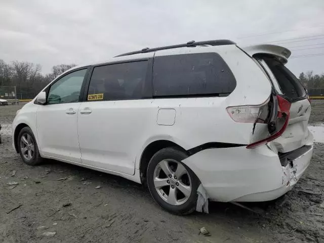 2013 Toyota Sienna LE