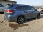 2017 Toyota Highlander SE