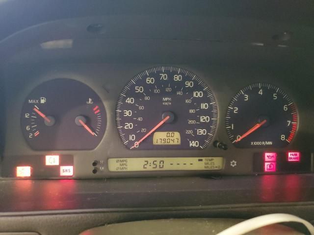 2000 Volvo V70 R