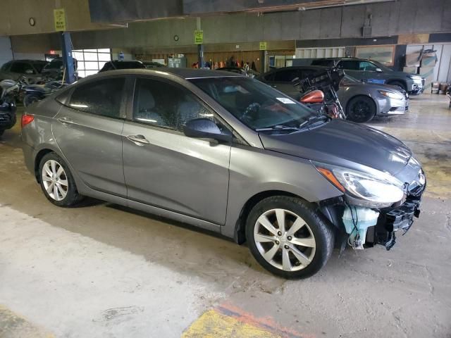 2013 Hyundai Accent GLS