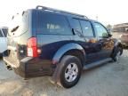 2006 Nissan Pathfinder LE