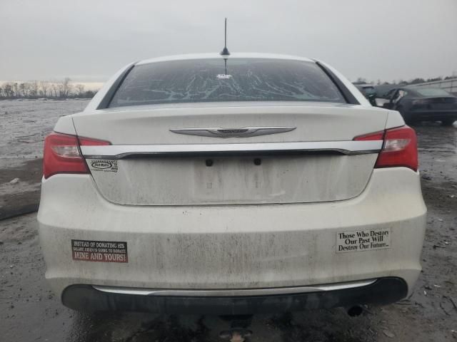 2012 Chrysler 200 Touring