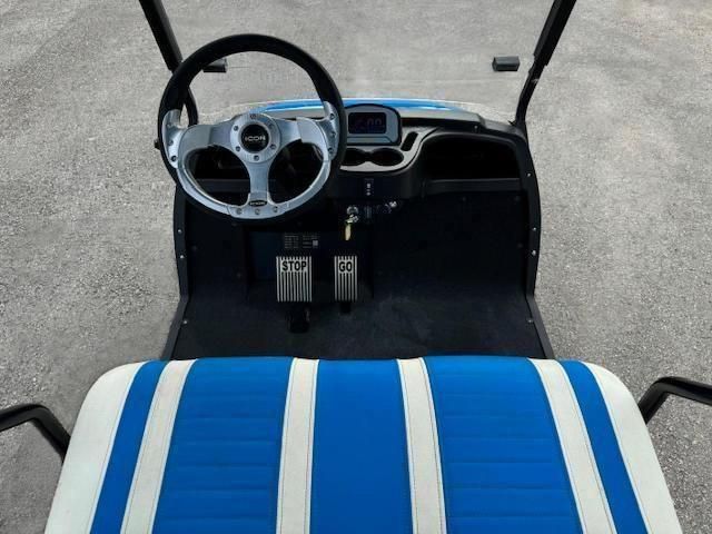 2023 Icon Golfcart