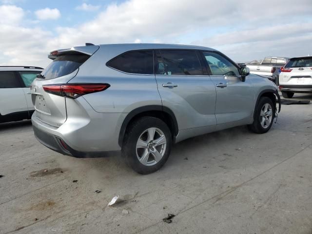 2022 Toyota Highlander L