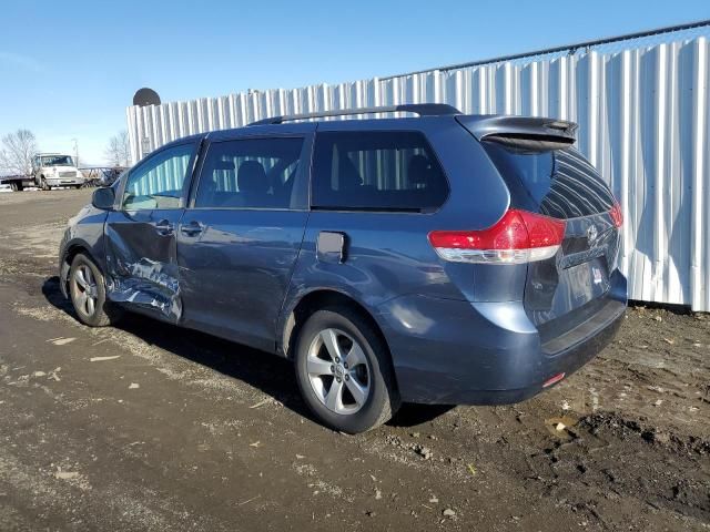 2014 Toyota Sienna LE