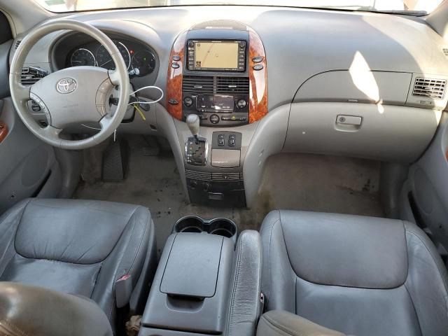 2010 Toyota Sienna XLE