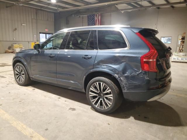 2022 Volvo XC90 T6 Momentum