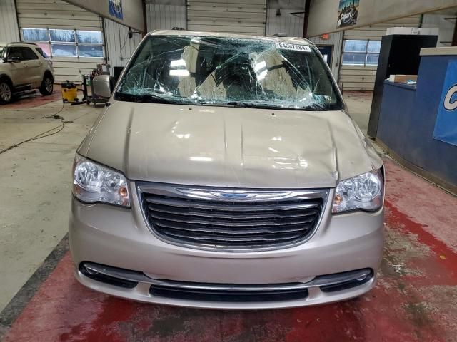 2012 Chrysler Town & Country Touring