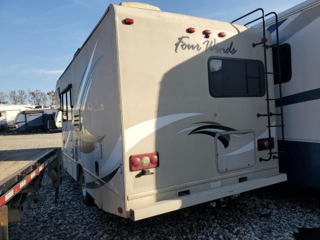 2016 Ford Econoline E450 Super Duty Cutaway Van