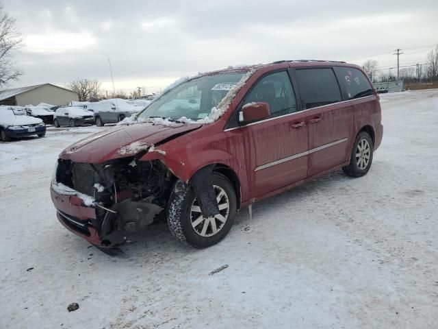 2014 Chrysler Town & Country Touring