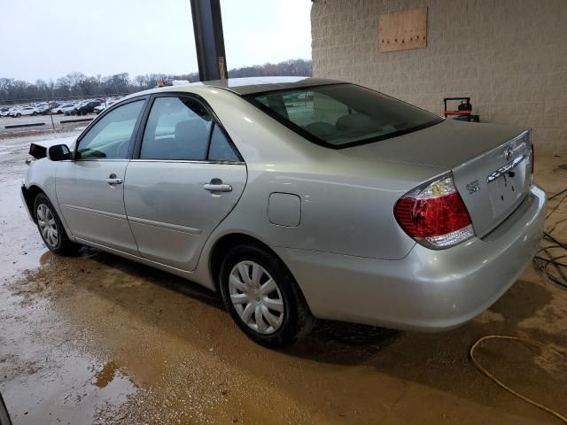 2005 Toyota Camry LE