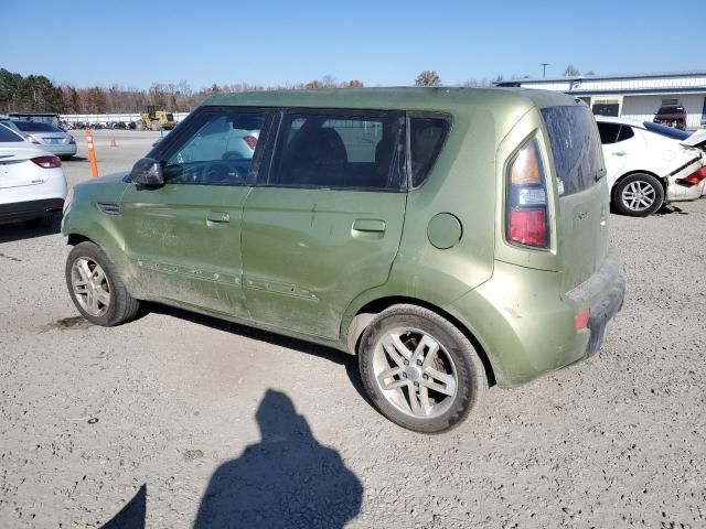 2010 KIA Soul +