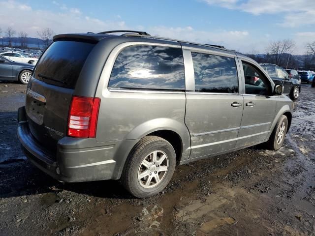 2010 Chrysler Town & Country Touring