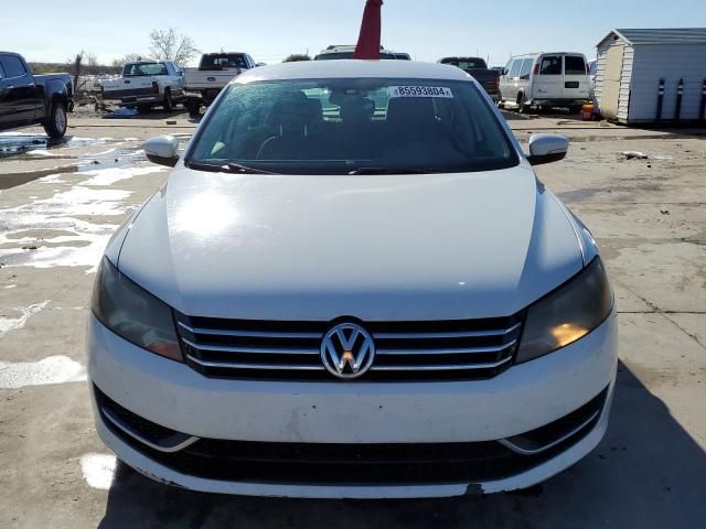 2013 Volkswagen Passat S