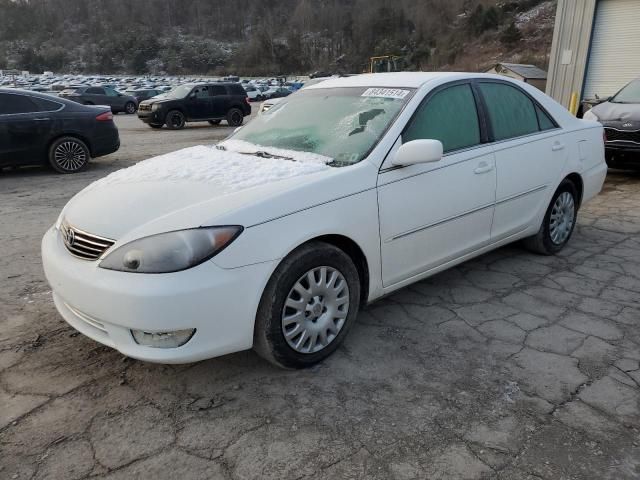 2005 Toyota Camry LE