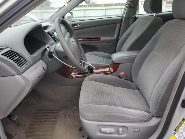 2005 Toyota Camry LE