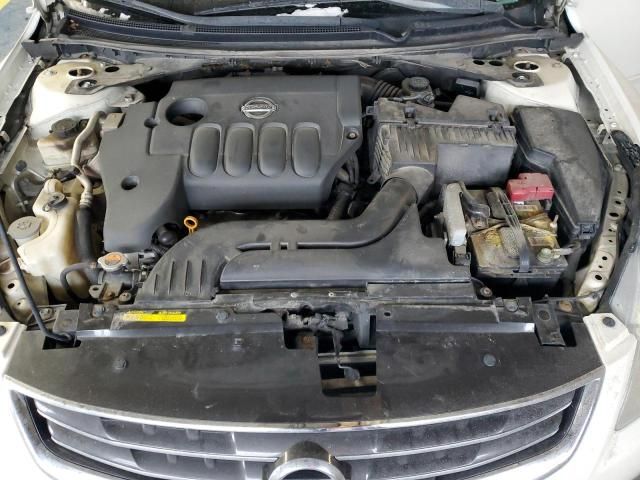 2010 Nissan Altima Base