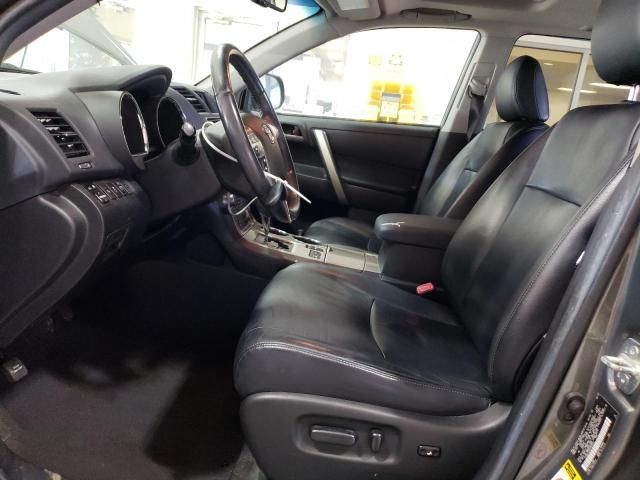 2013 Toyota Highlander Base