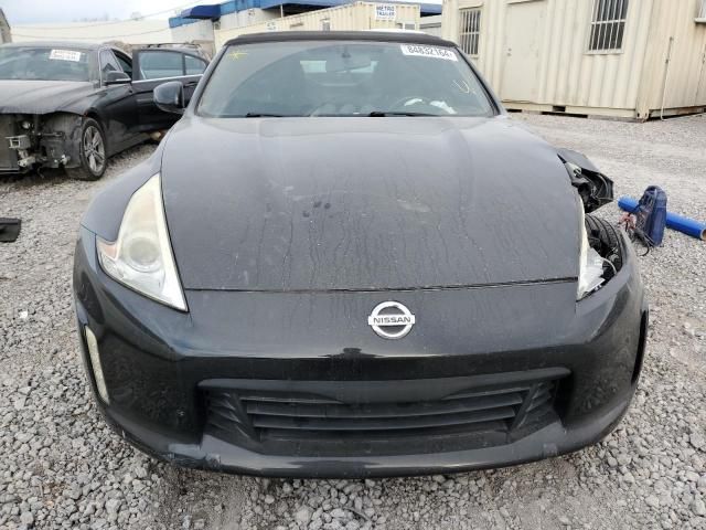 2014 Nissan 370Z Base