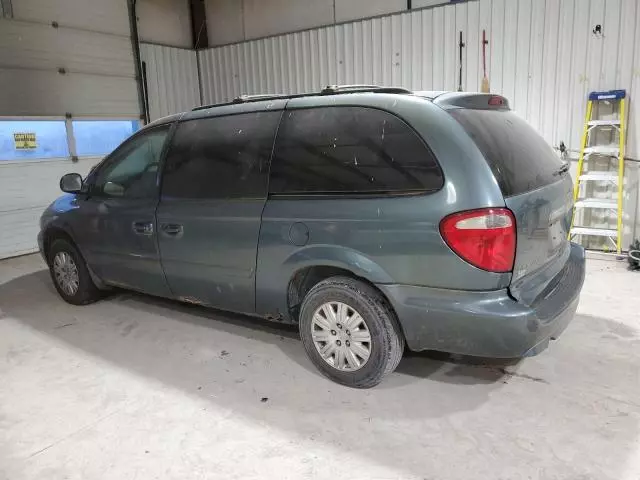 2007 Chrysler Town & Country LX