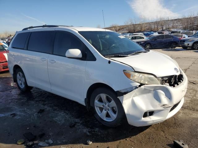 2012 Toyota Sienna LE