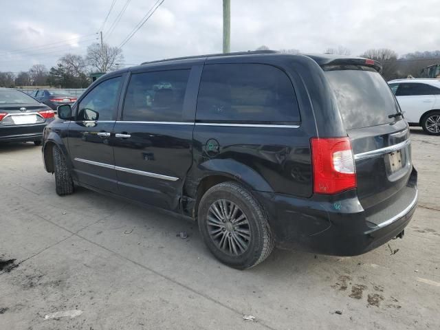 2014 Chrysler Town & Country Touring L