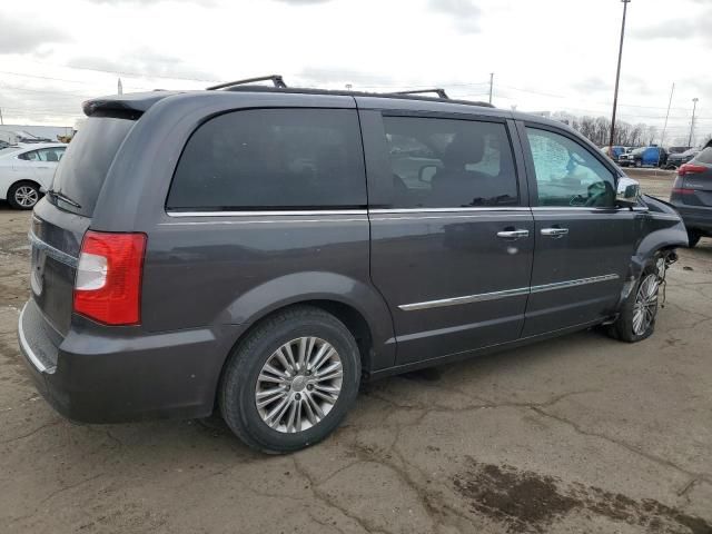 2015 Chrysler Town & Country Touring L