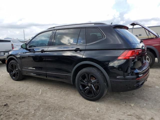 2023 Volkswagen Tiguan SE R-LINE Black