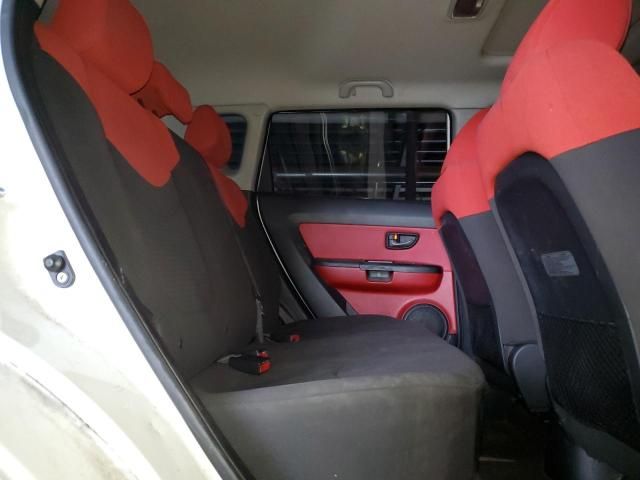 2011 KIA Soul +