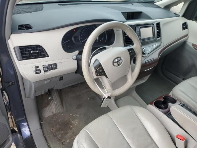 2014 Toyota Sienna XLE