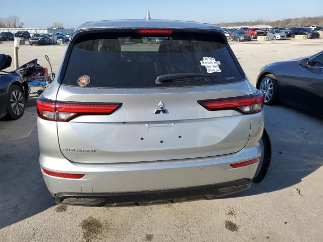 2024 Mitsubishi Outlander ES