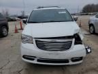 2016 Chrysler Town & Country Limited Platinum