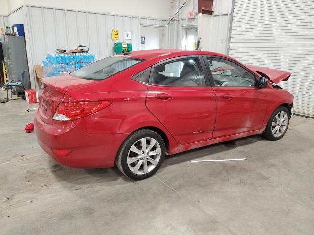 2013 Hyundai Accent GLS