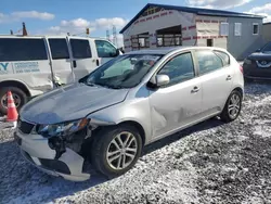 KIA Vehiculos salvage en venta: 2011 KIA Forte EX