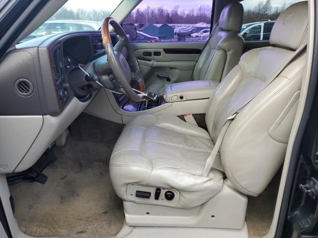 2002 Cadillac Escalade Luxury