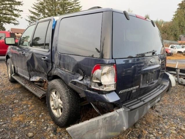 2003 Ford Expedition XLT