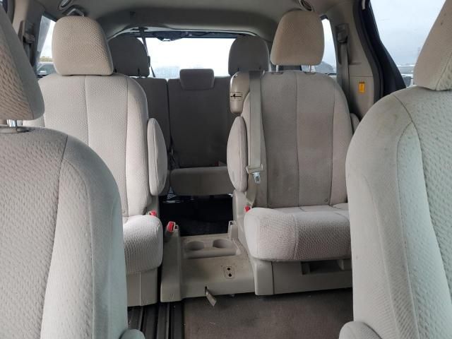 2012 Toyota Sienna LE