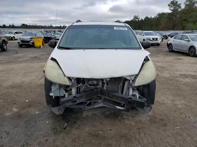 2006 Toyota Sienna CE