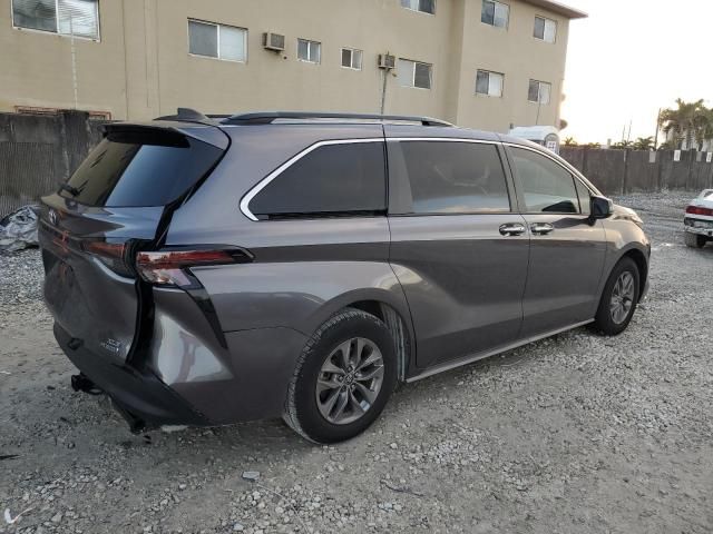 2023 Toyota Sienna XLE