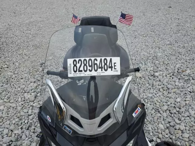 2014 Can-Am Spyder Roadster RT