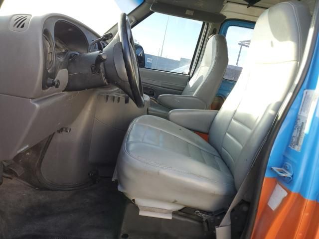 2001 Ford Econoline E150 Van